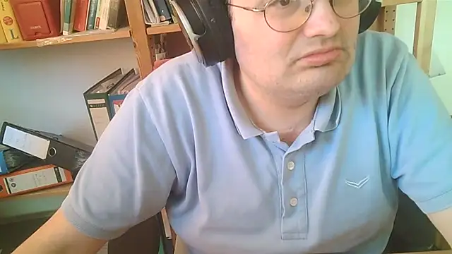 makau1 online show from 04-23-26, 06:14