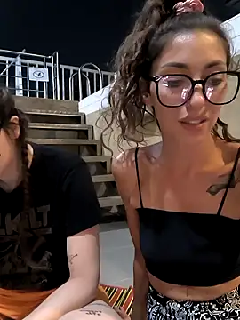 amanilouve online show from 02-12-25, 04:11