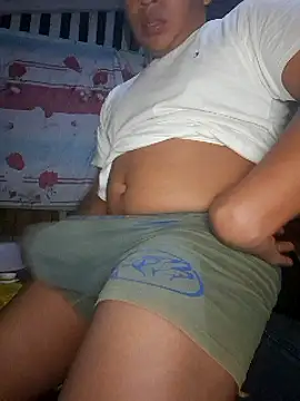 Snapshot of Efrain2090 chatting on 03-01-25, 07:19 Efrain2090 online show from 03-01-25, 07:19