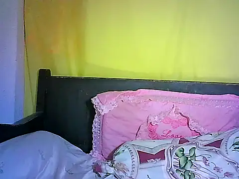 Snapshot of boobsiness chatting on 09-16-25, 09:21 boobsiness online show from 09-16-25, 09:21
