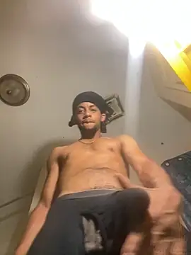 Snapshot of Big_papirocky chatting on 10-08-25, 03:59 Big papirocky online show from 10-08-25, 03:59