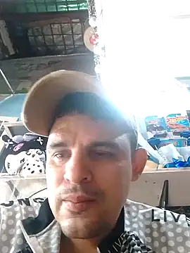 Snapshot of king-lobo-act chatting on 10-30-25, 02:29 king-lobo-act online show from 10-30-25, 02:29