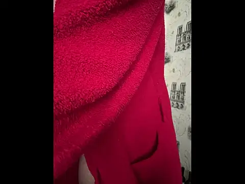 Snapshot of MartinBrandon chatting on 05-15-26, 11:17 MartinBrandon online show from 05-15-26, 11:17