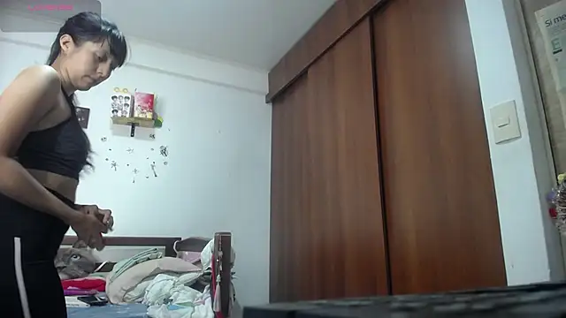 Moon lunita online show from 11-11-25, 11:38