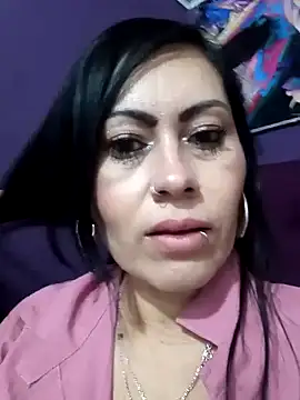 Snapshot of Tania_mature chatting on 03-18-25, 06:15 Tania mature online show from 03-18-25, 06:15