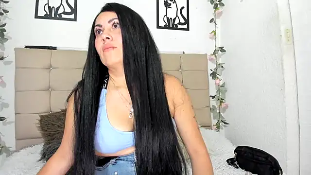 Snapshot of Tania_mature chatting on 09-20-25, 05:36 Tania mature online show from 09-20-25, 05:36