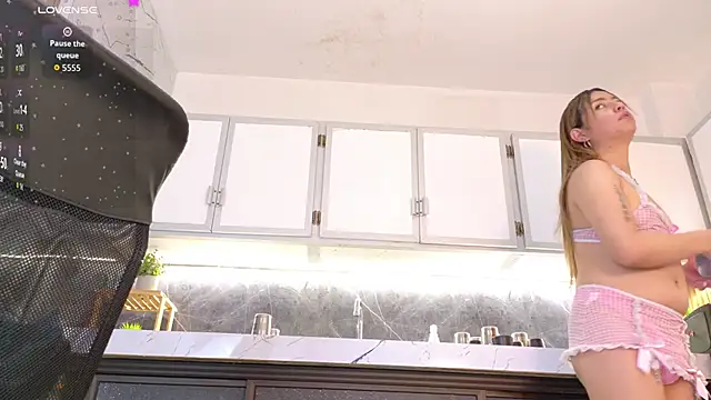 nicol snow online show from 03-17-26, 07:06