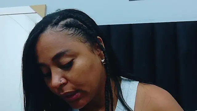 colombiamommy online show from 10-27-25, 12:31