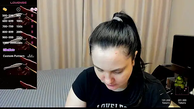 AlanaBrox online show from 04-10-26, 06:23