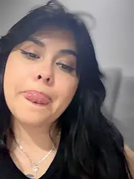 Alyaa s online show from 10-31-25, 12:55