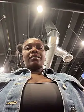 TilaTotti online show from 02-20-26, 03:36