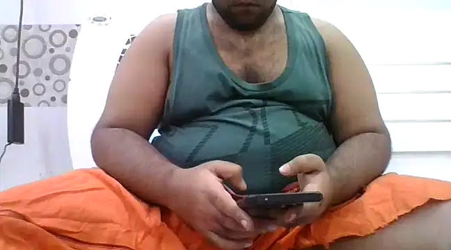 Snapshot of chubby_exhibitionist chatting on 01-25-25, 07:18 chubby exhibitionist online show from 01-25-25, 07:18