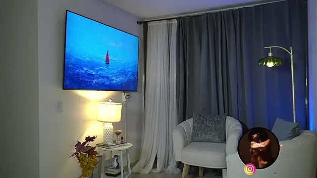 Snapshot of kendall_ruiz chatting on 12-03-25, 11:03 kendall ruiz online show from 12-03-25, 11:03