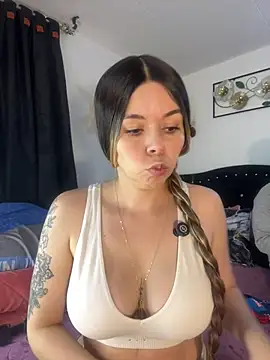 carolina16love online show from 04-22-26, 06:42