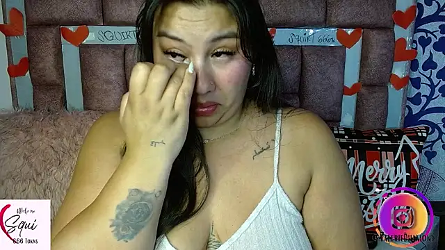 Snapshot of ValerieDiiamond chatting on 12-18-25, 05:13 ValerieDiiamond online show from 12-18-25, 05:13