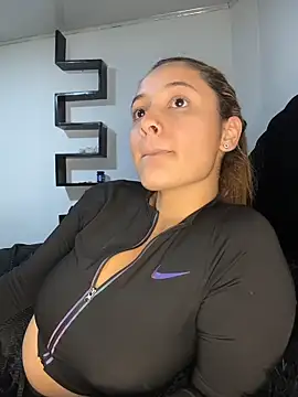 Emiily W online show from 03-04-26, 06:25