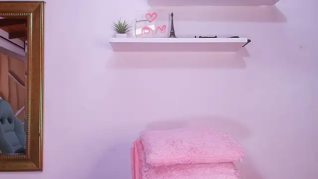 Snapshot of naia_blessed chatting on 09-11-25, 07:14 naia blessed online show from 09-11-25, 07:14