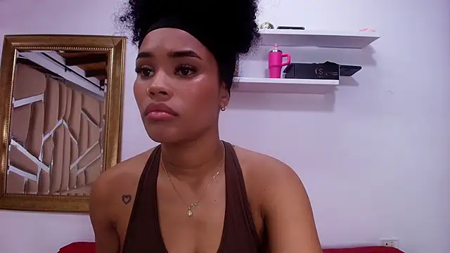 Snapshot of naia_blessed chatting on 10-09-25, 07:12 naia blessed online show from 10-09-25, 07:12