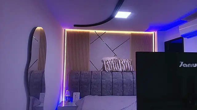 naia blessed online show from 04-22-26, 07:15