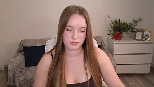 EvaMaddison online show from 12-21-25, 06:37