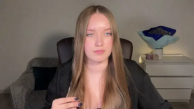 EvaMaddison online show from 05-14-26, 08:26
