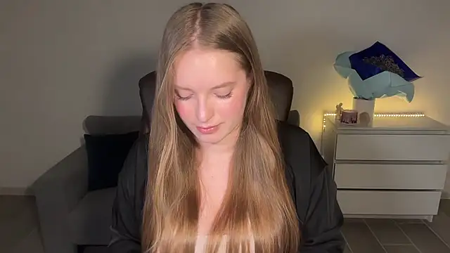 EvaMaddison online show from 07-26-26, 11:00
