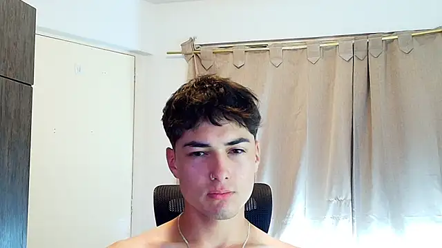 Snapshot of jimmy_class chatting on 12-14-25, 06:56 jimmy class online show from 12-14-25, 06:56