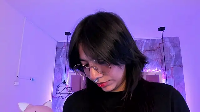 Nami usagi online show from 12-24-24, 03:16