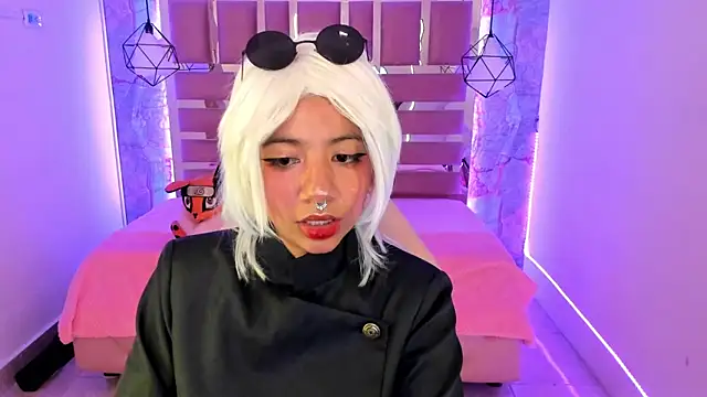 Nami usagi online show from 01-17-25, 03:32