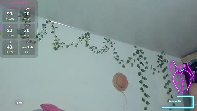 bonie lov online show from 06-11-26, 12:32