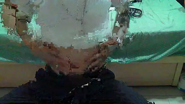 Snapshot of hifunbb1069tw chatting on 05-05-26, 01:52 hifunbb1069tw online show from 05-05-26, 01:52