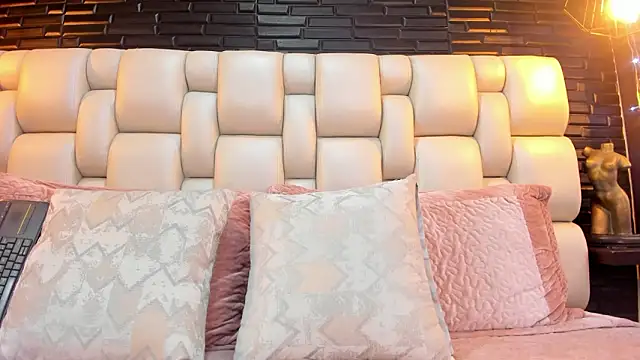 Salo Heaven online show from 02-12-26, 01:39