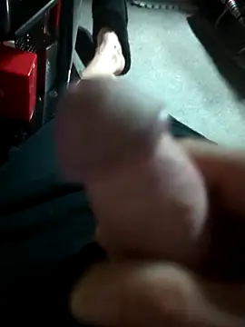 Dani el82xh online show from 04-08-26, 11:48