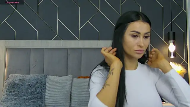 EmyLaveau online show from 03-23-26, 06:17