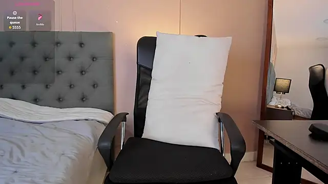 Sweet Alessandre online show from 04-23-26, 08:11