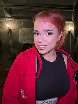 Snapshot of PennyPrincess chatting on 12-19-24, 09:17 PennyPrincess online show from 12-19-24, 09:17