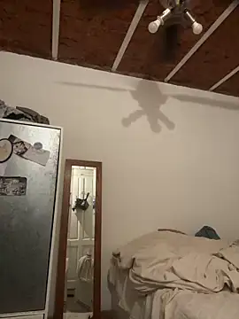 indierotic online show from 01-09-25, 04:19