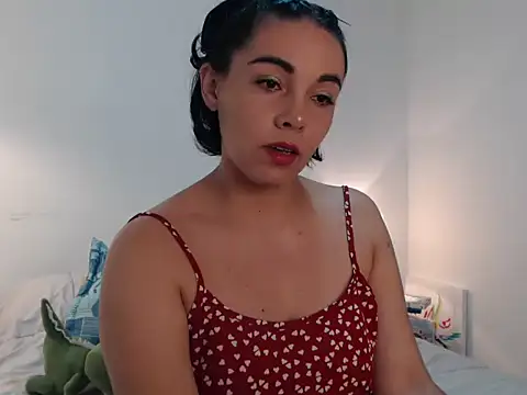 camii 7 online show from 03-06-25, 04:07