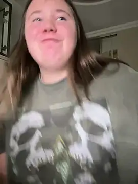 Snapshot of remirann_ chatting on 12-15-24, 05:42 remirann online show from 12-15-24, 05:42