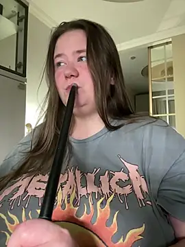 Snapshot of remirann_ chatting on 02-28-25, 06:20 remirann online show from 02-28-25, 06:20