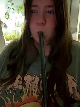 remirann  online show from 09-22-25, 05:04