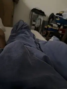 Alerandro00 online show from 04-27-26, 09:29