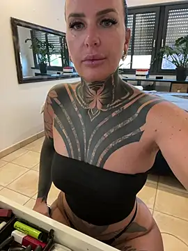 InkedBiitch online show from 07-30-26, 04:55