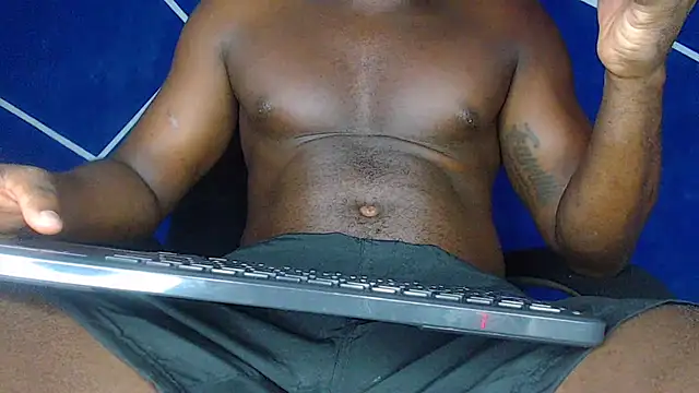 MAXJONES 2 online show from 12-18-24, 01:26