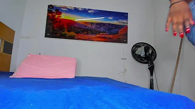  ebony-queen  online show from 02-07-25, 11:56