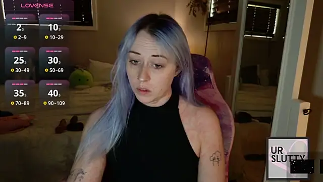 ursluttygf online show from 05-19-26, 03:18