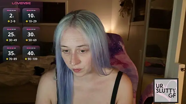 ursluttygf online show from 06-11-26, 02:44