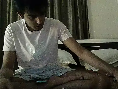 Snapshot of king_kong_india1 chatting on 02-11-25, 06:33 king kong india1 online show from 02-11-25, 06:33