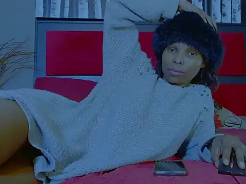 MissParis26 online show from 11-17-25, 09:09