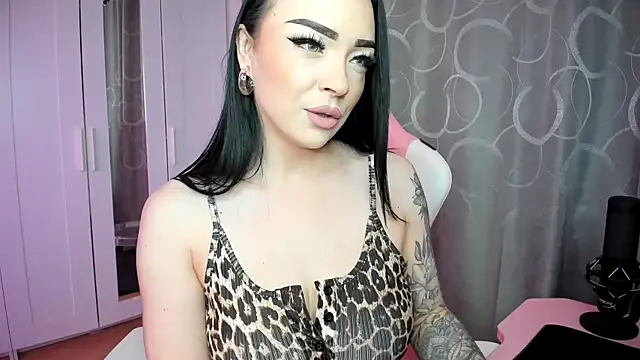 Snapshot of na_dolli chatting on 04-12-26, 02:00 na dolli online show from 04-12-26, 02:00